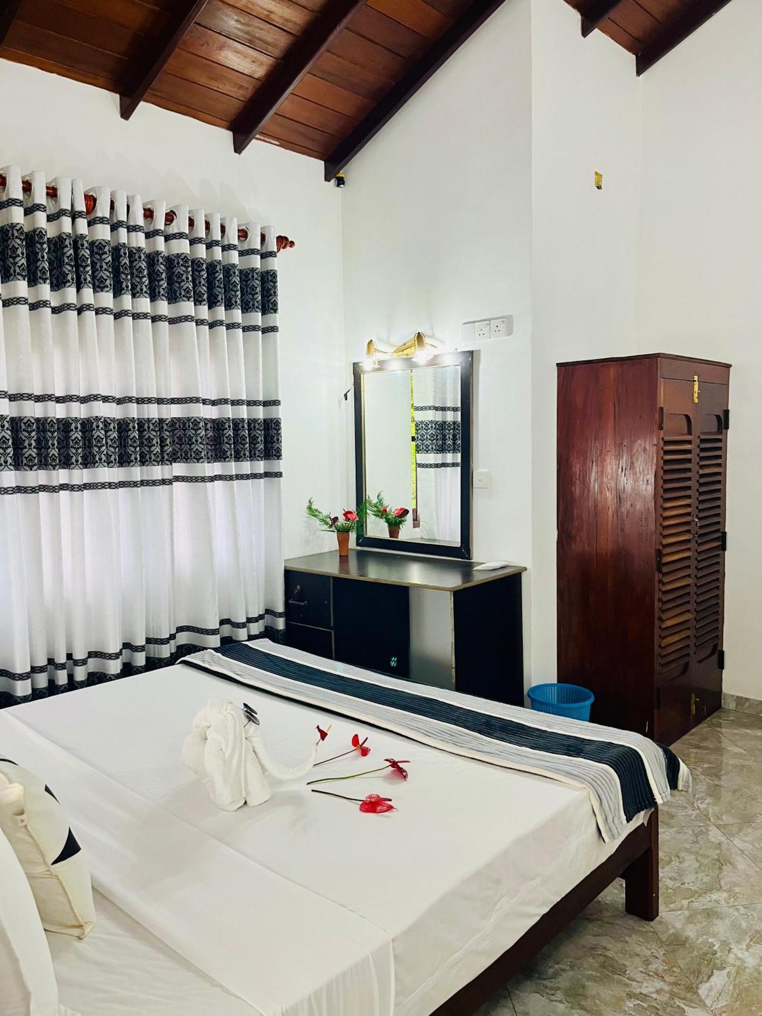 Villa Roy Bentota Exterior foto